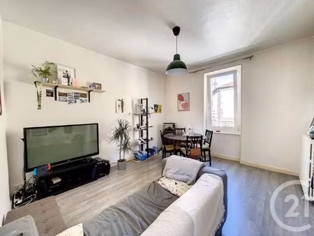 location appartement 4 pièces 60m² clermont ferrand 63100