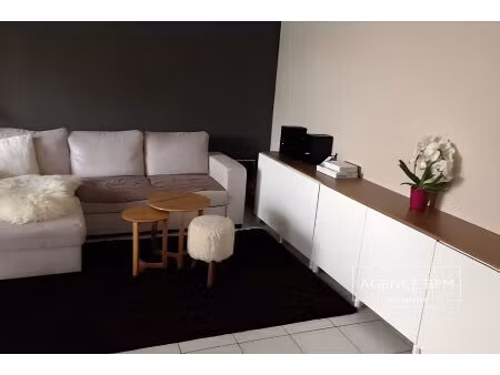 location appartement 3 pièces 74m² annecy 74000