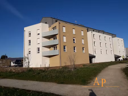 à louer - t3 avec balcon 13m² - verson - pinel