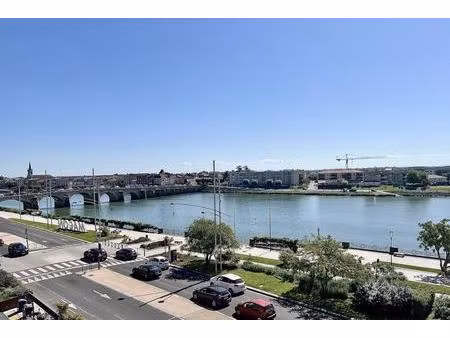 appartement de charme avec vue sur la saône – mâcon centre