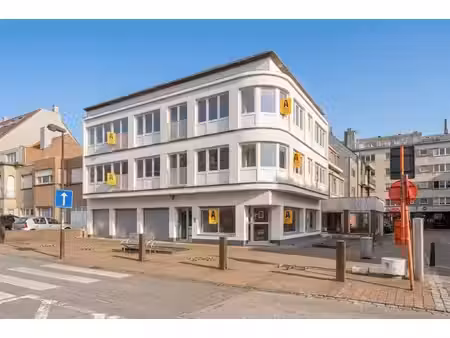 zonnig handelsgelijkvloers met mogelijk ruime zonneterrassen!