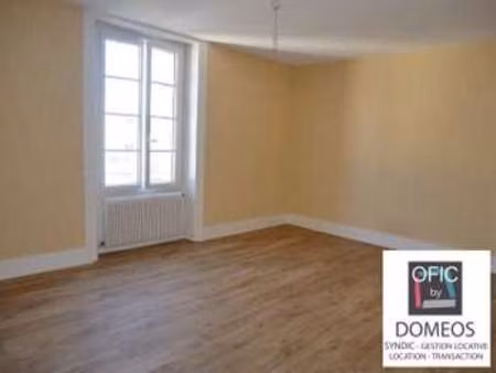 location appartement 2 pièces à vannes kercado - trussac (56000) : à louer 2 pièces / 55m²