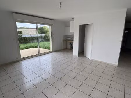 location maison 3 pièces 57m² fargues st hilaire 33370