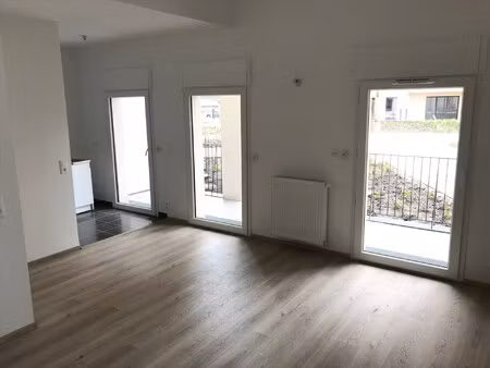 location appartement 2 pièces 48m²