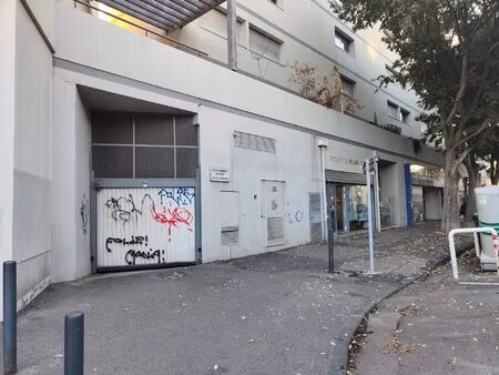 location parking marseille 8ème