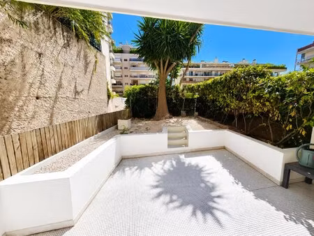 location appartement 1 pièce 48m² le cannet 06110