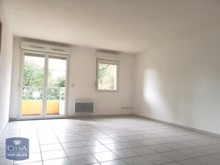 location appartement 3 pièces 64m² sorgues 84700