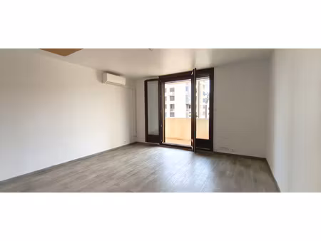 location appartement 4 pièces 76m² la seyne sur mer 83500
