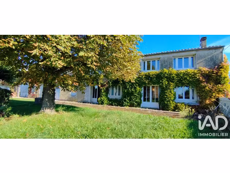 vente maison 7 pièces 163 m² rives-de-boutonne (17470)