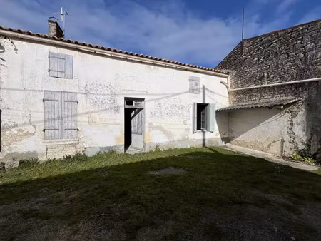 vente maison 2 pièces 47 m² matha (17160)