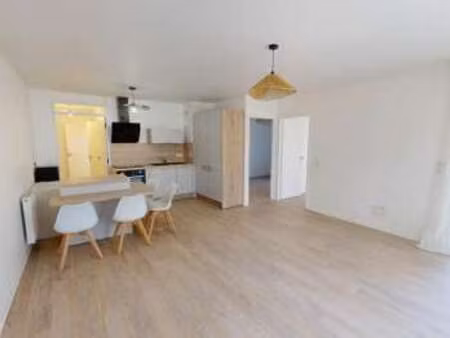 vente appartement 3 pièces à luc-sur-mer (14530) : à vendre 3 pièces / 60m² luc-sur-mer