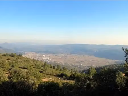 super gémenos terrain 686 m²