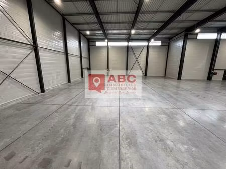 location local d’activités nimes 30900 2458m² à 15054m²