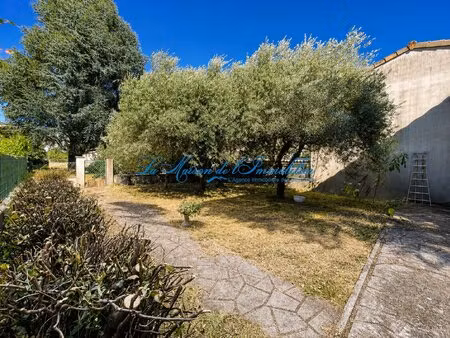 saint ambroix à proximité des commodités maison de type f4 avec garage et 315m2 de...