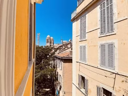 marseille 2 panier  2 pièces traversant  37m2
