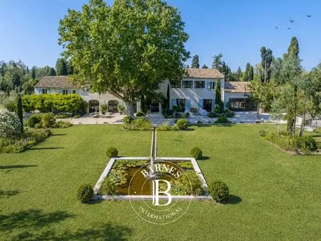 saint remy de provence-propriete d'exception-6 chambrres-parc-piscine et court de tennis