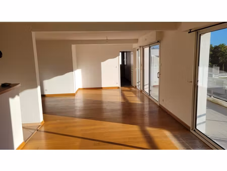 t4 lumineux (103m2) nantes erdre