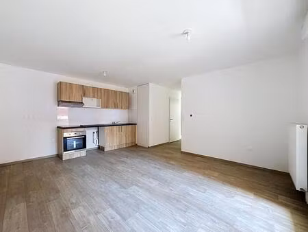 location appartement 3 pièces 57m² tourcoing 59200