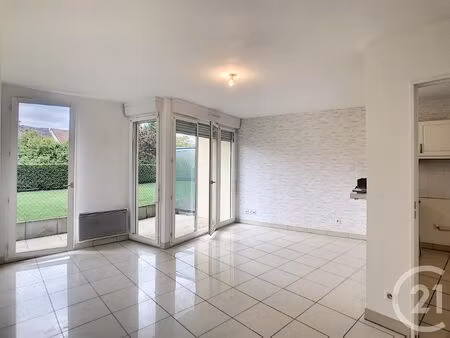 location appartement 3 pièces 52m² crepy en valois 60800