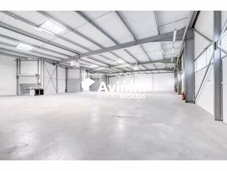 vente entrepôt boissy l aillerie 95650 350m²