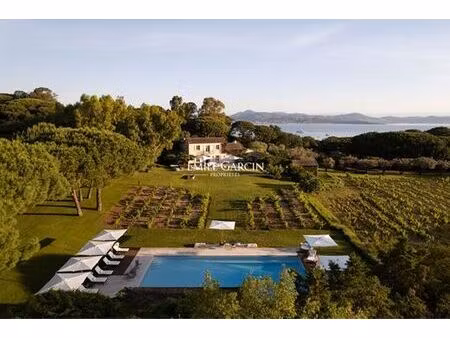 maison de 15 pièces de luxe en location à saint-tropez  provence-alpes-côte d'azur