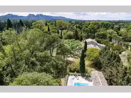 villa de luxe de 7 pièces en location eygalières  provence-alpes-côte d'azur