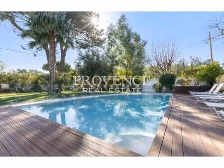 maison de luxe de 280 m2 en location marseille  provence-alpes-côte d'azur