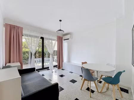 location appartement 2 pièces 47 m² à le cannet (06110)