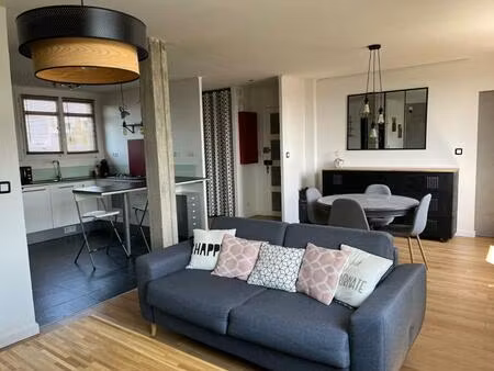 location appartement 2 pièces  55.76m²  nantes
