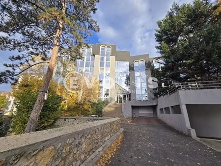 location bureaux 290 m²