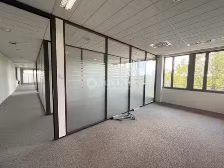 location bureaux roissy en france 95700 115m² à 698m²