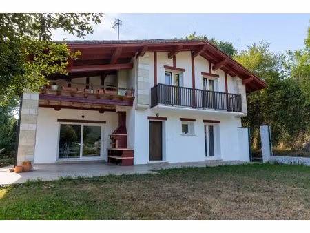 maison mitoyenne t5 155m2