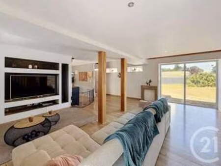 vente maison piscine à la bigottière (53240) : à vendre piscine / 251m² la bigottière