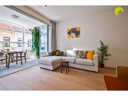 appartement te koop in berchem met 1 slaapkamer