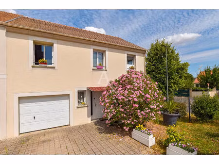 vente maison 6 pièces  101.00m²  guignes