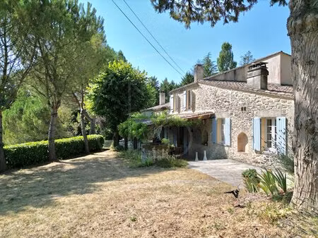 propriété d'exception et maison d'amis