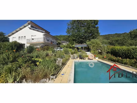 vente maison 8 pièces 137 m² quingey (25440)