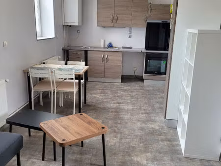 quartier foch - au creusot  apt t2 au rdc