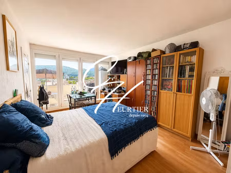 vente appartement 1 pièces 30m2 échirolles 38130 - 69000 € - surface privée