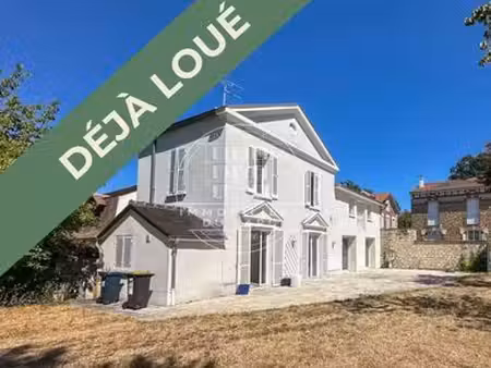 maison de luxe de 154 m2 en location saint-germain-en-laye  île-de-france