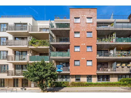 appartement te koop in sint-agatha-berchem met 2 slaapkamers