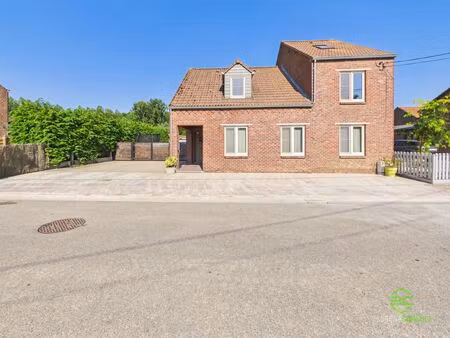 huis te koop in zoutleeuw met 3 slaapkamers