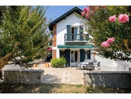 maison de 4 pièces de luxe en vente à saint-jean-de-luz  nouvelle-aquitaine