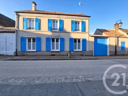 location maison 6 pièces 129m² larchant 77760