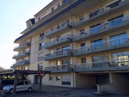 location appartement 2 pièces 62m²