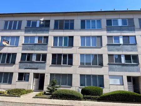 appartement te koop in merksem met 2 slaapkamers
