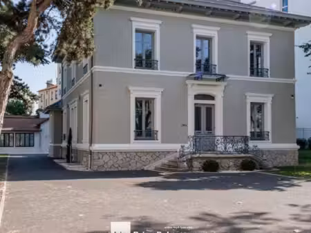 vente bureaux 29 m² à 614 m²