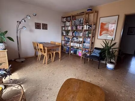 appartement à montreuil (93100)