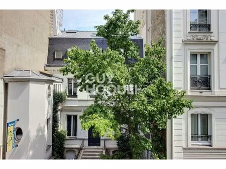appartement à rénover - rue rodier 75009 - 3 pièces - 60 m²