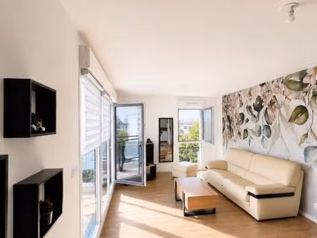 dinard – appartement t3 de 66 58 m² avec balcon et stationnement